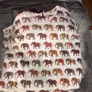 Fall color short sleeve top with Elephants 🐘💜